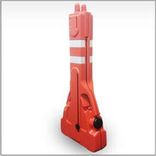 Load image into Gallery viewer, FlexMaster 7.5 Ft. Plastic Expandable Barricade