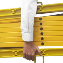 Load image into Gallery viewer, FlexMaster 11 Ft. Plastic Expandable Barricade
